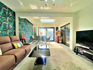 Photo 17- click for photo gallery